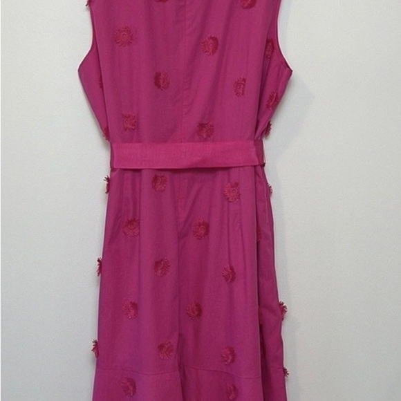 Talbots pink shift dress with flower appliqué - Picture 4 of 6
